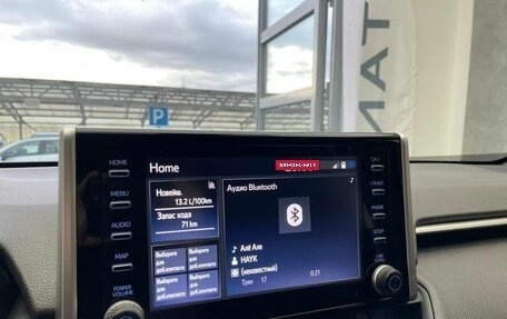 Toyota RAV4, 2021 год, 3 900 000 рублей, 21 фотография
