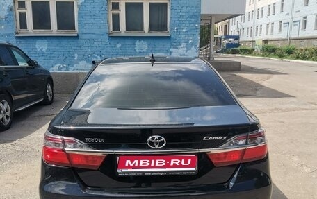 Toyota Camry, 2014 год, 2 100 000 рублей, 1 фотография