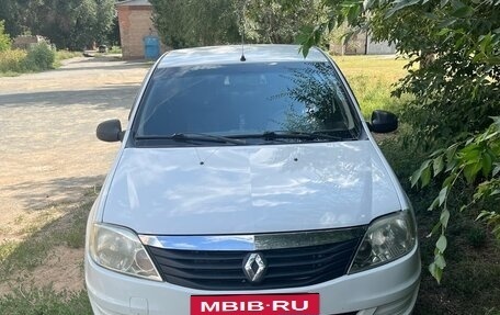 Renault Logan I, 2015 год, 580 000 рублей, 1 фотография