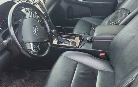 Toyota Camry, 2018 год, 2 100 000 рублей, 8 фотография