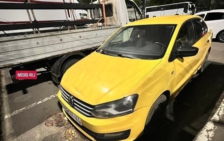 Volkswagen Polo VI (EU Market), 2018 год, 435 000 рублей, 2 фотография