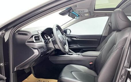 Toyota Camry, 2023 год, 3 130 000 рублей, 8 фотография