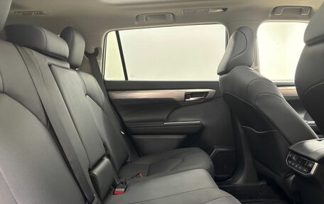 Toyota Highlander, 2025 год, 5 450 000 рублей, 13 фотография