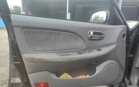 KIA Magentis I, 2001 год, 250 000 рублей, 6 фотография