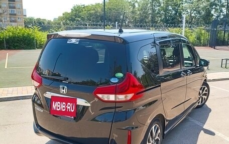 Honda Freed II, 2019 год, 1 660 000 рублей, 8 фотография