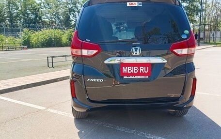 Honda Freed II, 2019 год, 1 660 000 рублей, 9 фотография