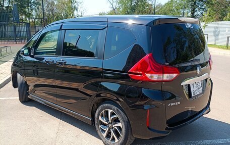 Honda Freed II, 2019 год, 1 660 000 рублей, 10 фотография