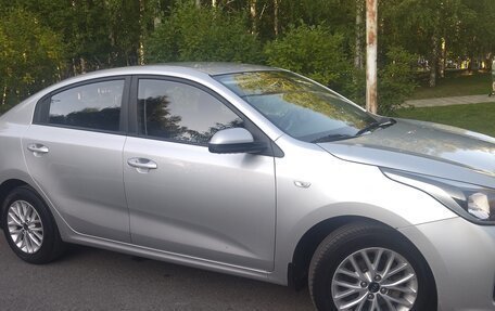 KIA Rio IV, 2018 год, 1 350 000 рублей, 3 фотография