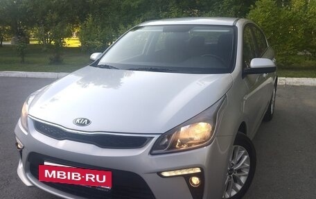 KIA Rio IV, 2018 год, 1 350 000 рублей, 5 фотография