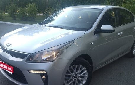 KIA Rio IV, 2018 год, 1 350 000 рублей, 4 фотография