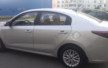 KIA Rio IV, 2018 год, 1 350 000 рублей, 13 фотография