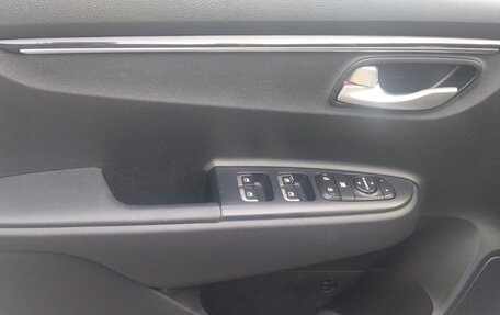 KIA Rio IV, 2018 год, 1 350 000 рублей, 26 фотография