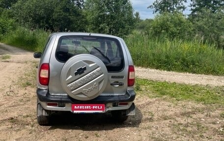 Chevrolet Niva I рестайлинг, 2006 год, 250 000 рублей, 2 фотография