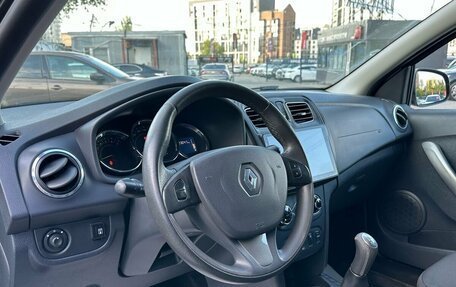 Renault Sandero II рестайлинг, 2015 год, 979 000 рублей, 13 фотография