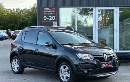 Renault Sandero II рестайлинг, 2015 год, 979 000 рублей, 3 фотография