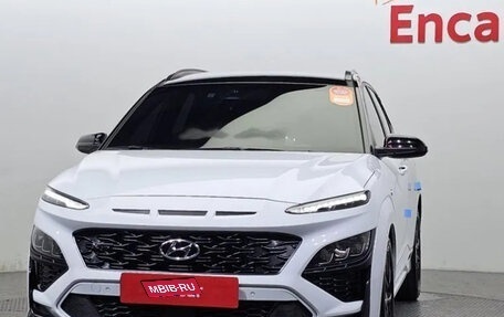 Hyundai Kona I, 2022 год, 1 560 334 рублей, 3 фотография