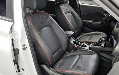 Hyundai Kona I, 2022 год, 1 560 334 рублей, 12 фотография