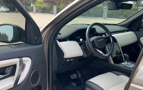 Land Rover Discovery Sport I рестайлинг, 2022 год, 2 500 000 рублей, 8 фотография