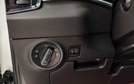 Skoda Karoq I, 2022 год, 1 800 000 рублей, 16 фотография