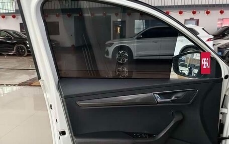Skoda Karoq I, 2022 год, 1 800 000 рублей, 19 фотография