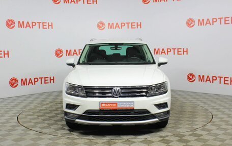 Volkswagen Tiguan II, 2018 год, 2 632 000 рублей, 2 фотография