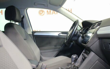 Volkswagen Tiguan II, 2018 год, 2 632 000 рублей, 10 фотография