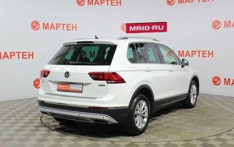 Volkswagen Tiguan II, 2018 год, 2 632 000 рублей, 5 фотография