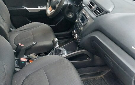 KIA Rio III рестайлинг, 2012 год, 750 000 рублей, 5 фотография