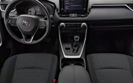 Toyota RAV4, 2021 год, 2 795 000 рублей, 11 фотография
