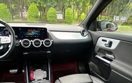 Mercedes-Benz GLA AMG, 2022 год, 2 790 000 рублей, 15 фотография
