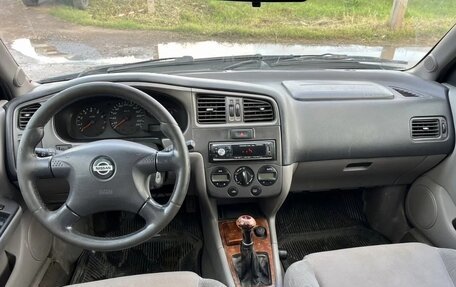 Nissan Primera II рестайлинг, 2001 год, 170 000 рублей, 2 фотография