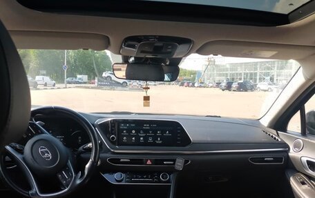 Hyundai Sonata VIII, 2021 год, 2 300 000 рублей, 9 фотография