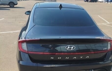 Hyundai Sonata VIII, 2021 год, 2 300 000 рублей, 3 фотография