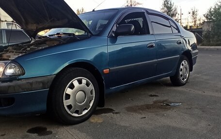 Toyota Avensis III рестайлинг, 1998 год, 290 000 рублей, 10 фотография