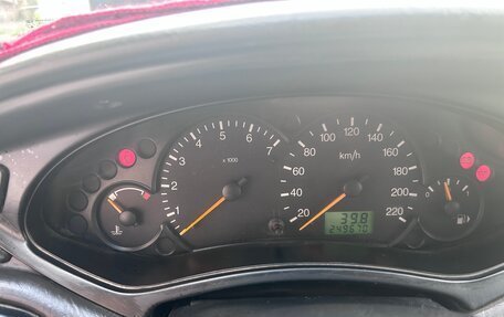 Ford Focus IV, 2002 год, 240 000 рублей, 9 фотография
