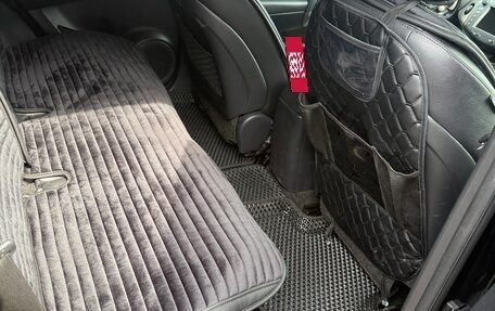 Toyota RAV4, 2011 год, 1 800 000 рублей, 4 фотография