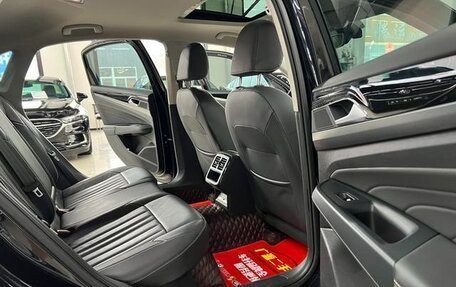 Volkswagen Passat B8 рестайлинг, 2022 год, 1 930 000 рублей, 17 фотография