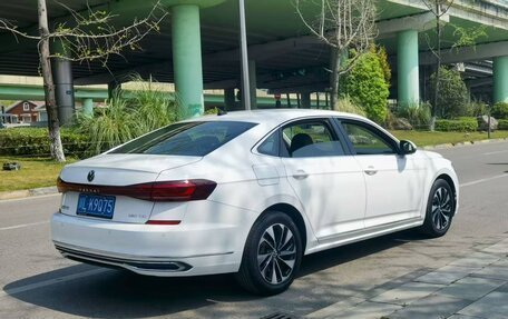 Volkswagen Passat B8 рестайлинг, 2021 год, 1 610 000 рублей, 6 фотография