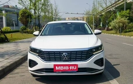 Volkswagen Passat B8 рестайлинг, 2021 год, 1 610 000 рублей, 2 фотография