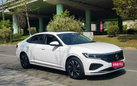 Volkswagen Passat B8 рестайлинг, 2021 год, 1 610 000 рублей, 3 фотография