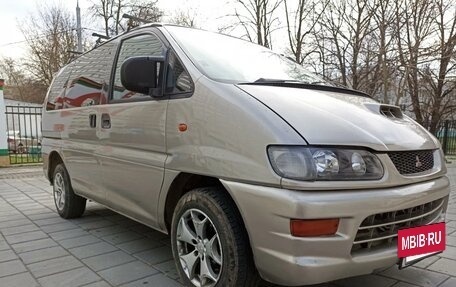 Mitsubishi Space Gear I рестайлинг, 2000 год, 500 000 рублей, 6 фотография