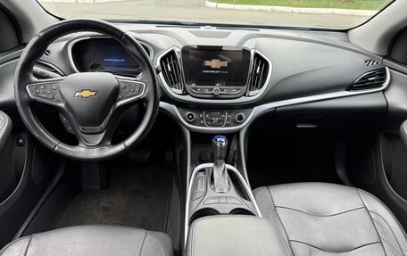 Chevrolet Volt II, 2017 год, 1 570 000 рублей, 13 фотография