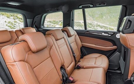 Mercedes-Benz GLS, 2018 год, 5 600 000 рублей, 3 фотография