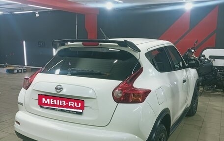 Nissan Juke II, 2013 год, 850 000 рублей, 3 фотография
