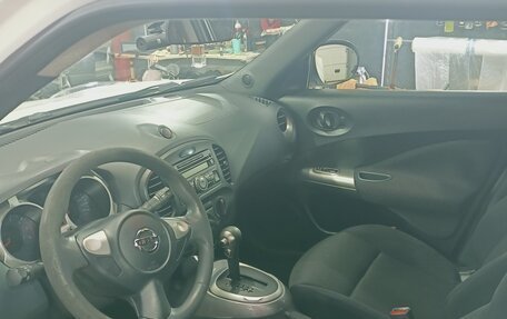 Nissan Juke II, 2013 год, 850 000 рублей, 8 фотография