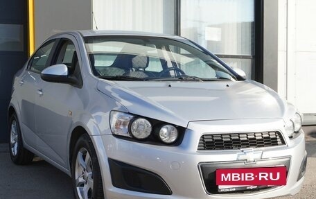Chevrolet Aveo III, 2015 год, 860 000 рублей, 3 фотография