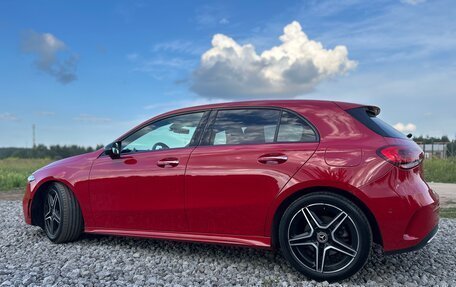 Mercedes-Benz A-Класс, 2018 год, 2 500 000 рублей, 3 фотография