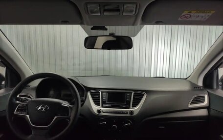 Hyundai Solaris II рестайлинг, 2021 год, 1 450 000 рублей, 32 фотография