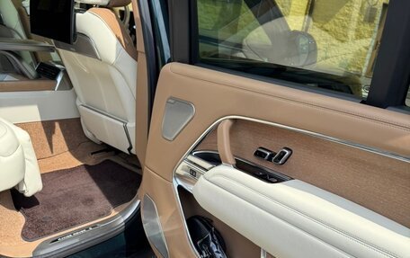 Land Rover Range Rover IV рестайлинг, 2024 год, 29 990 000 рублей, 22 фотография