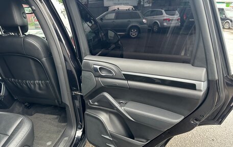 Porsche Cayenne III, 2011 год, 1 950 000 рублей, 18 фотография